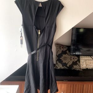 Brand new beautiful stretchy dress with gorgeous belt and back
